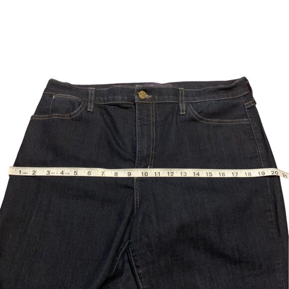 NYDJ Jeans Dark Wash Lift & Tuck Technology Denim Size US 14 - Picture 7 of 8